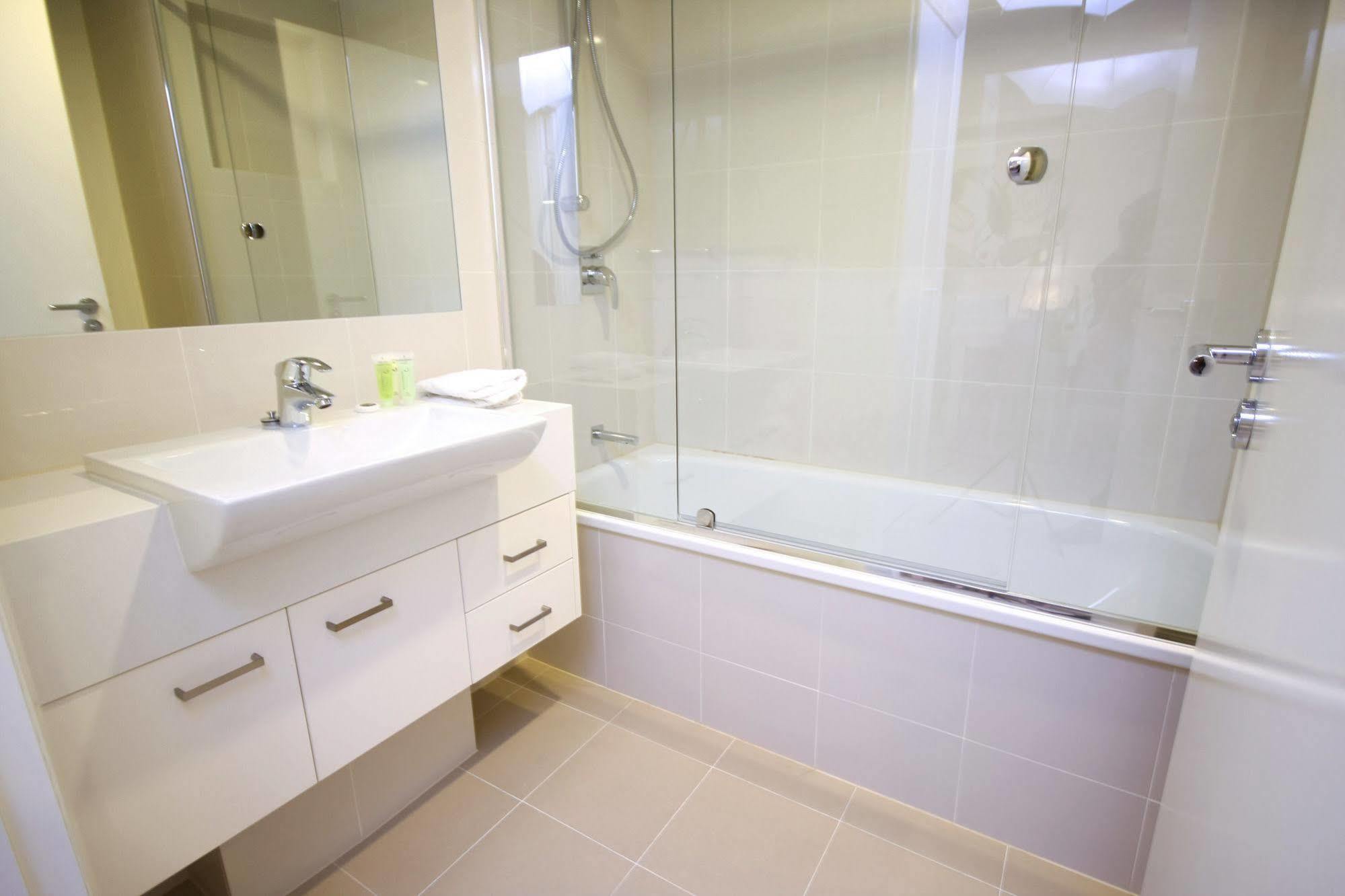 Domain Serviced Apartments Бризбейн Екстериор снимка